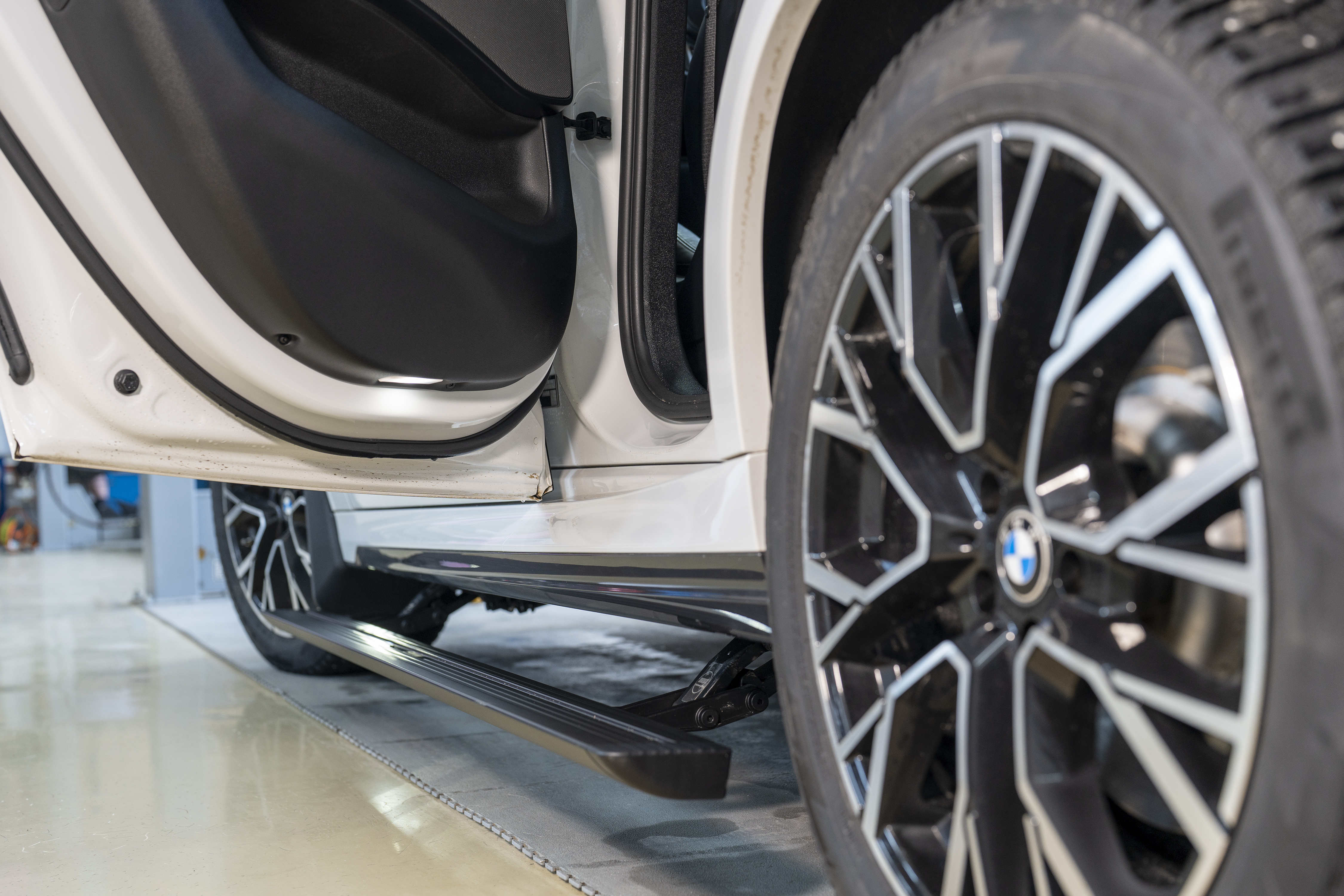Электрические Пороги ATS для BMW X5 / X6 / XM (Hybrid) 2022-2024