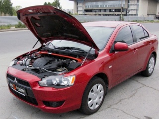 Упор капота двойной для Mitsubishi Lancer X (2007-2016)