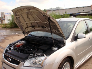 Упор капота Ford Focus 2 (2004-2008)