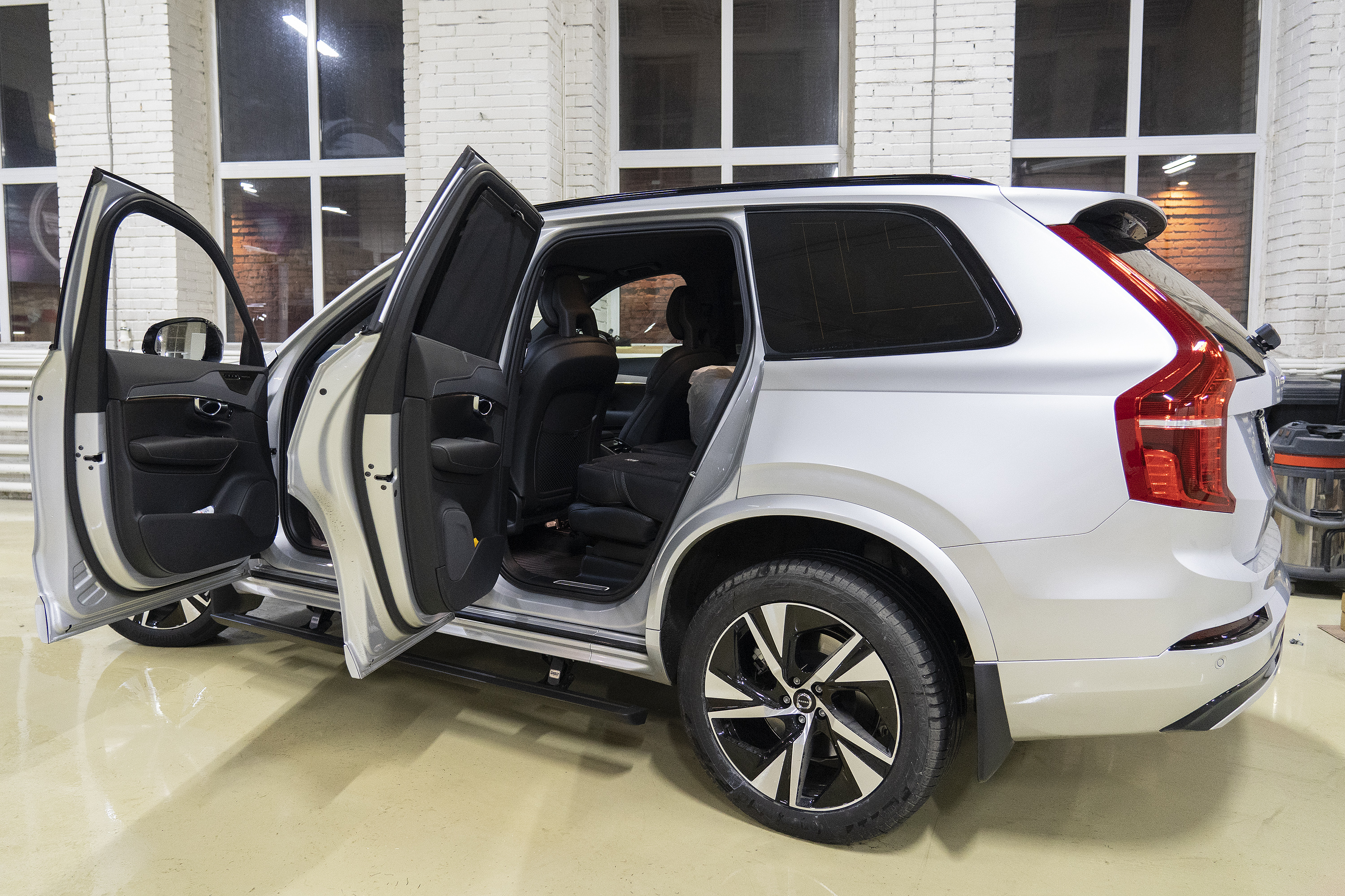 Электрические Пороги ATS для Volvo XC90 (2019-2024)