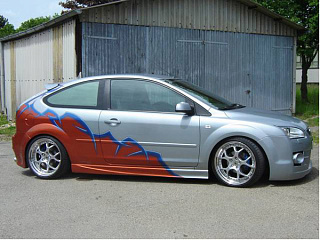 Пороги "Lord" Ford Focus 2 3-5D (2004-2011) + УСТАНОВОЧНЫЙ КОМПЛЕКТ