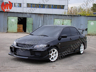 Передний бампер Mitsubishi Lancer IX в стиле INGS Extreem (2003-2009)