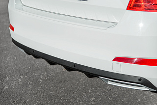 Диффузор заднего бампера Skoda Octavia III A7 (2013 - 2020) под окраску