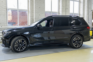 Электрические Пороги ATS для BMW X7 G07 с LED подсветкой 2018 - 2024