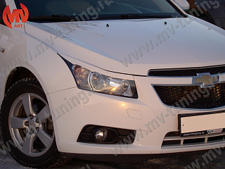Реснички на фары Chevrolet Cruze var №1 фигурные (2008-2014) + УСТАНОВОЧНЫЙ КОМПЛЕКТ