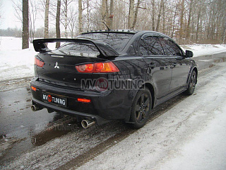 Накладка на задний бампер в стиле var №1 EVO Mitsubishi Lancer X (2007-2016)