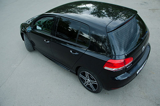 Пороги R-Line VW Golf VI (2008-2012) + УСТАНОВОЧНЫЙ КОМПЛЕКТ