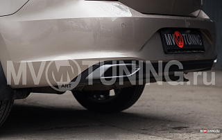 BLACK. Имитация насадок глушителя(выхлопа) крашенные для VW Polo Liftback 2020 - 2023