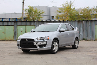 Рамка под номер на передний бампер Mitsubishi Lancer X (2007-2010)