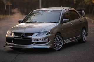 Крепление гос. номера в стиле EVO текстурный пластик Mitsubishi Lancer IX (2003-2009)
