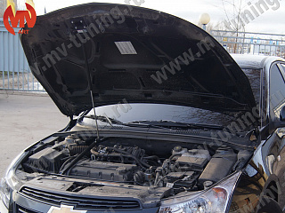 Упор капота Chevrolet Cruze 2009-2015