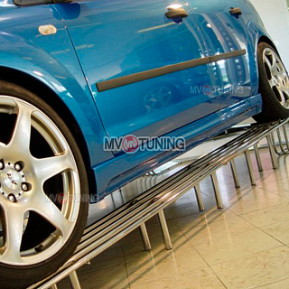 Пороги ICС (седан, хетчбек 3-5D) Ford Focus 2 (2004-2011) + УСТАНОВОЧНЫЙ КОМПЛЕКТ