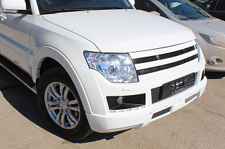 Бампер передний Broomer Design в сборе Mitsubishi Pajero IV 4 (2006-2015)