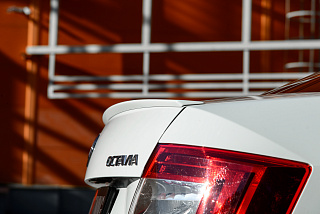 Спойлер лип Skoda Octavia III A7 (2013 - 2023) + УСТАНОВОЧНЫЙ КОМПЛЕКТ