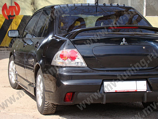 Задний бампер Mitsubishi Lancer 9 IX в стиле EVO (2003-2009)