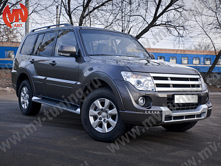 Реснички на передние фары Mitsubishi Pajero IV 4 (2006-2015) + УСТАНОВОЧНЫЙ КОМПЛЕКТ